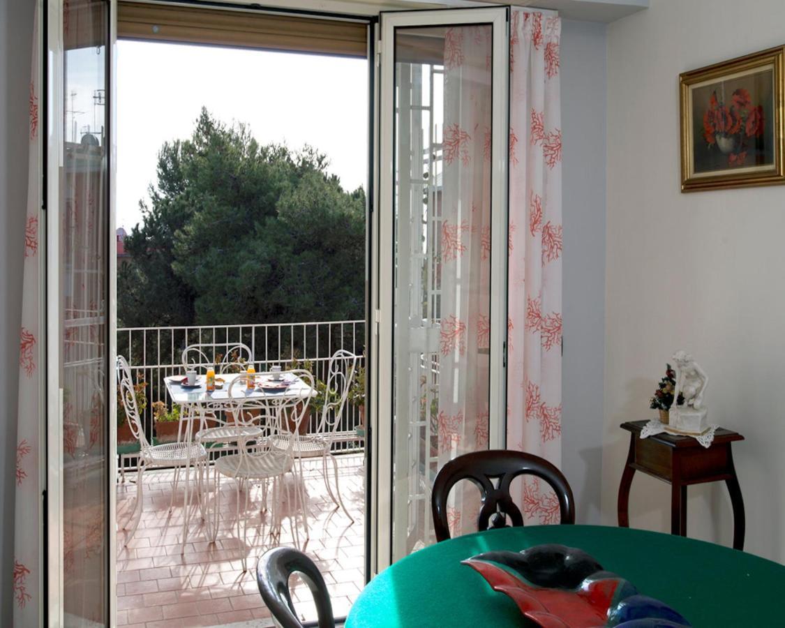 Bed and Breakfast Le Rondini Neapol Zewnętrze zdjęcie